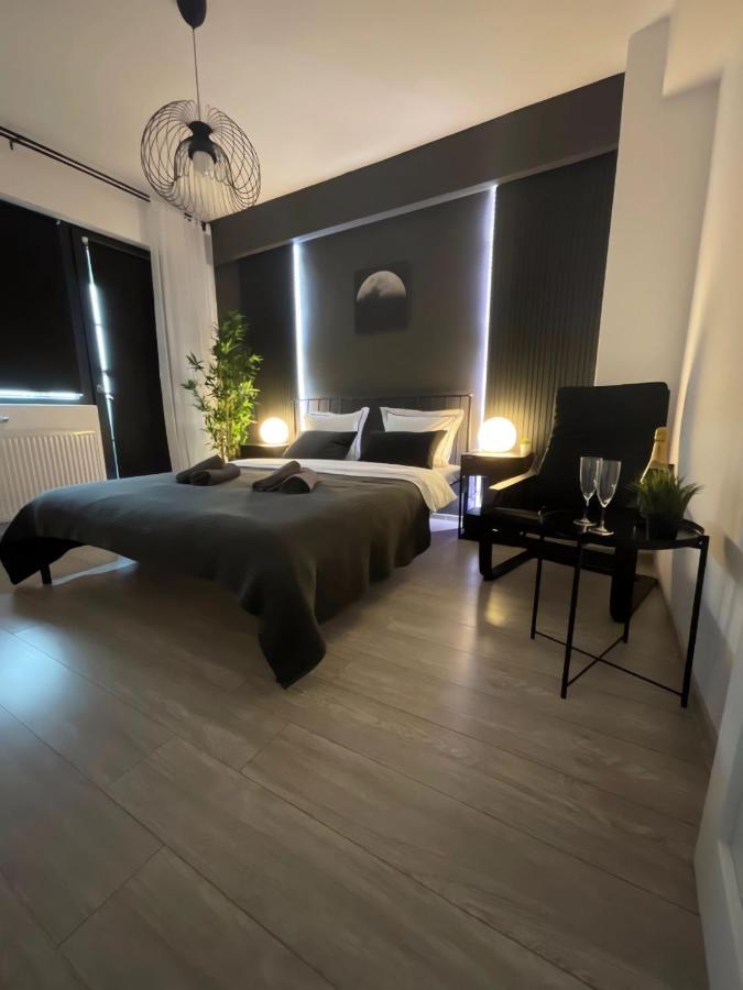 ياش Palas Mall Apartment Q Residence المظهر الخارجي الصورة